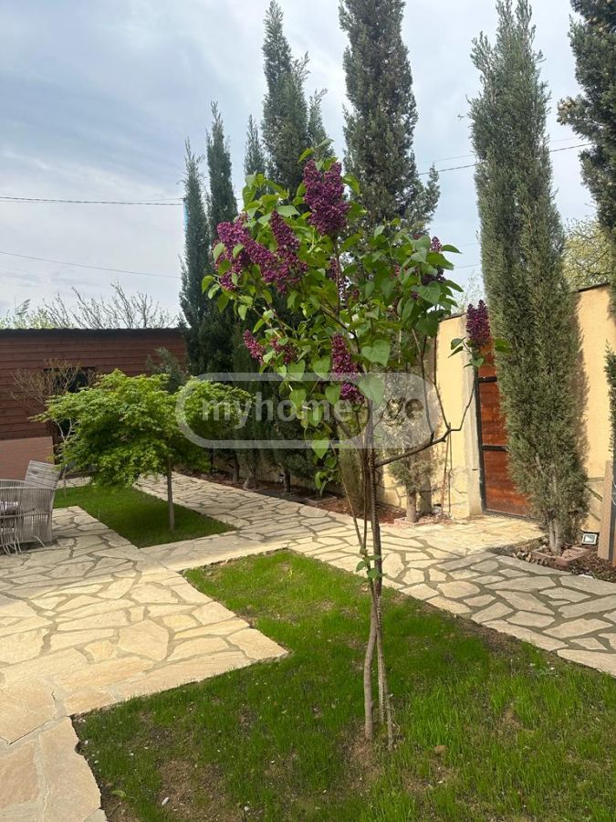 For Sale 10+ Room Sastumro In Didi Dighomi, 2 of 11