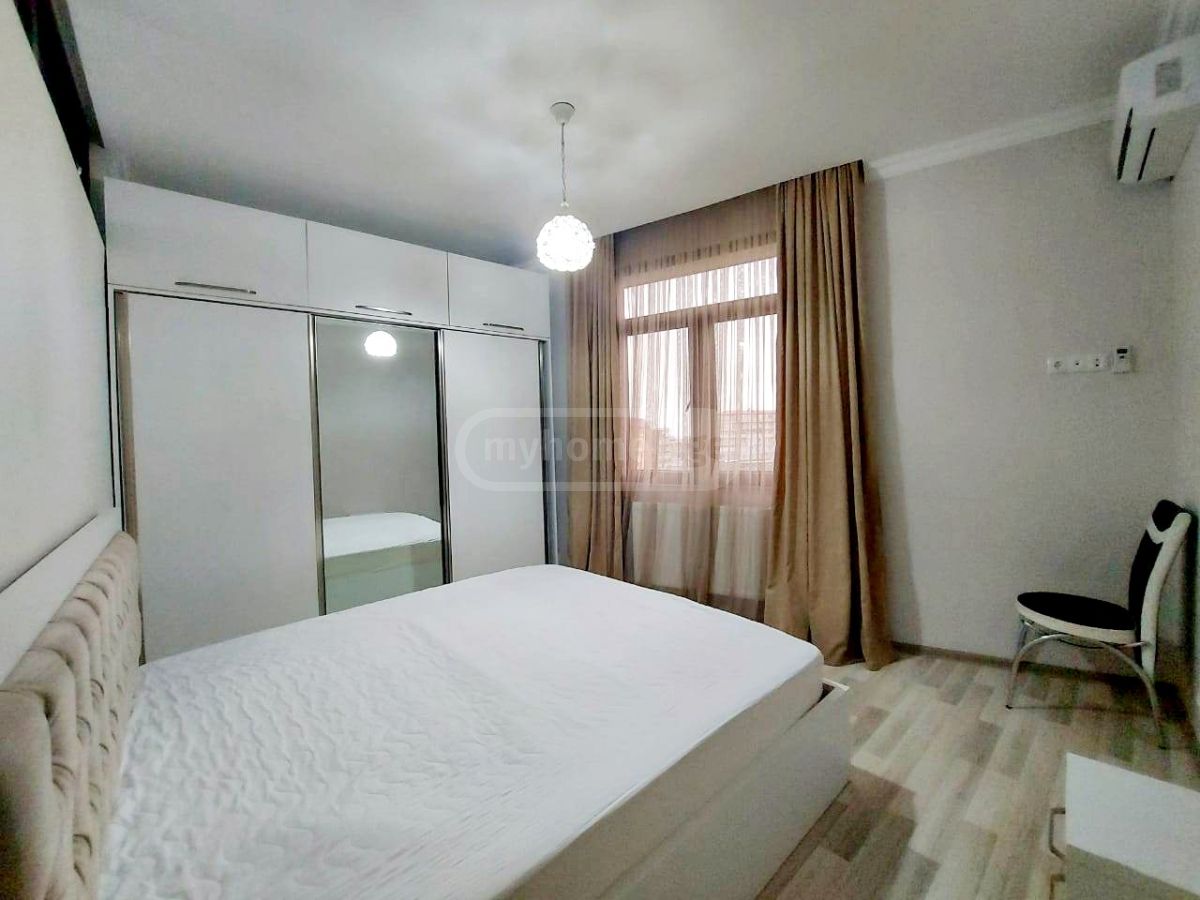For Sale 4 Room Apartment view 7
