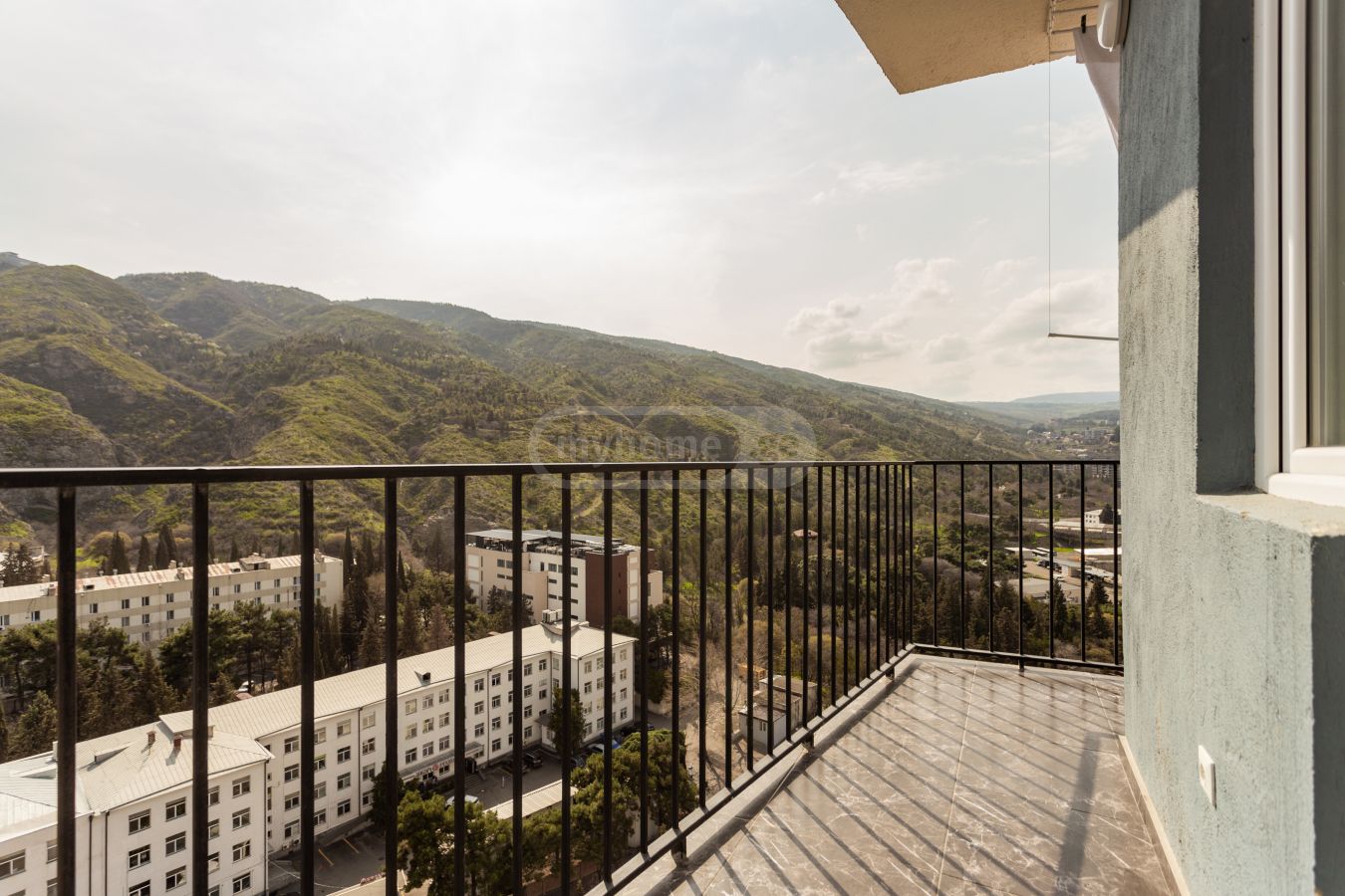 2 Room Apartment Daily Rent In Ortachala view 2