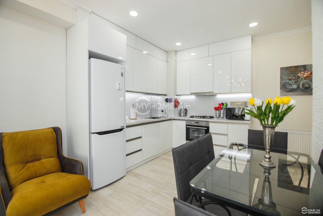 For Rent 3 Room Apartment view 1