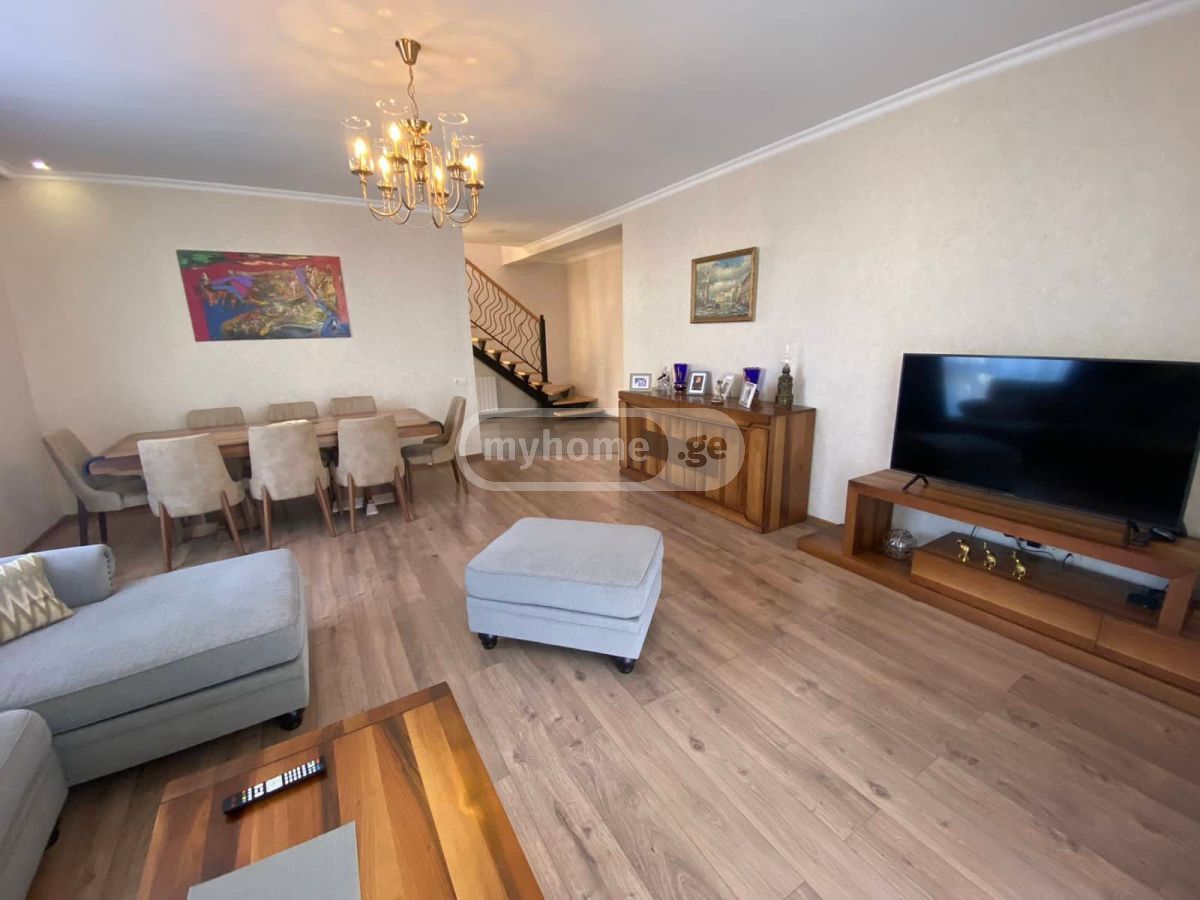 7 Room Private House For Sale view 7