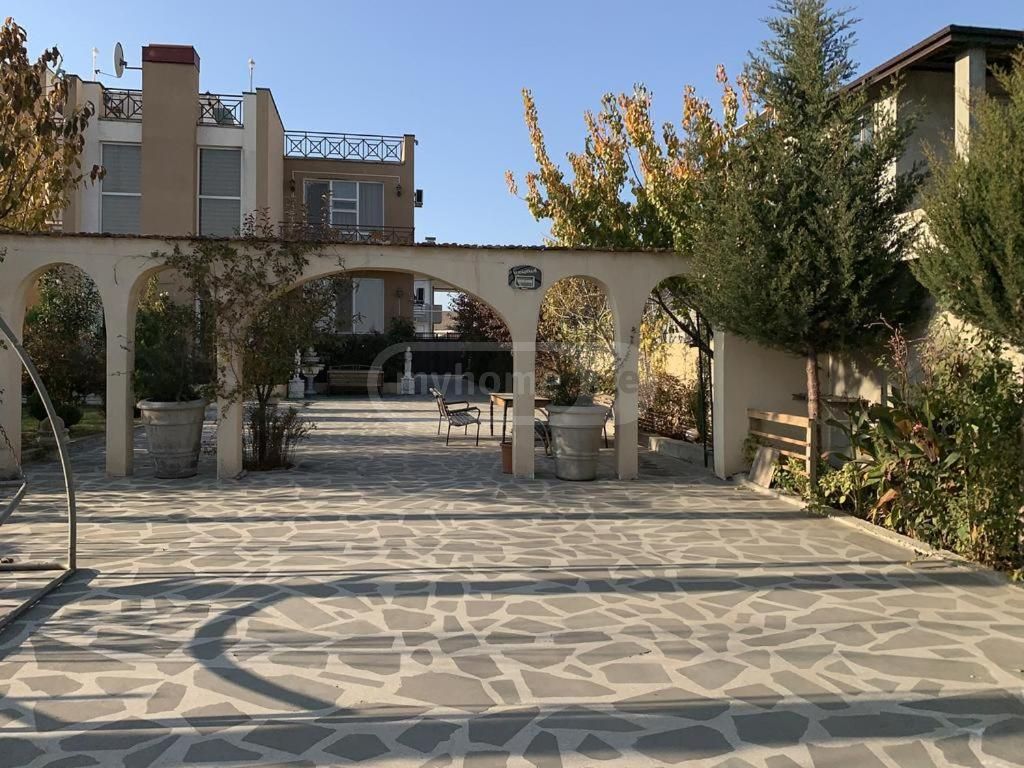 10+ Room Hotel For Rent In Nadzaladevi view 12