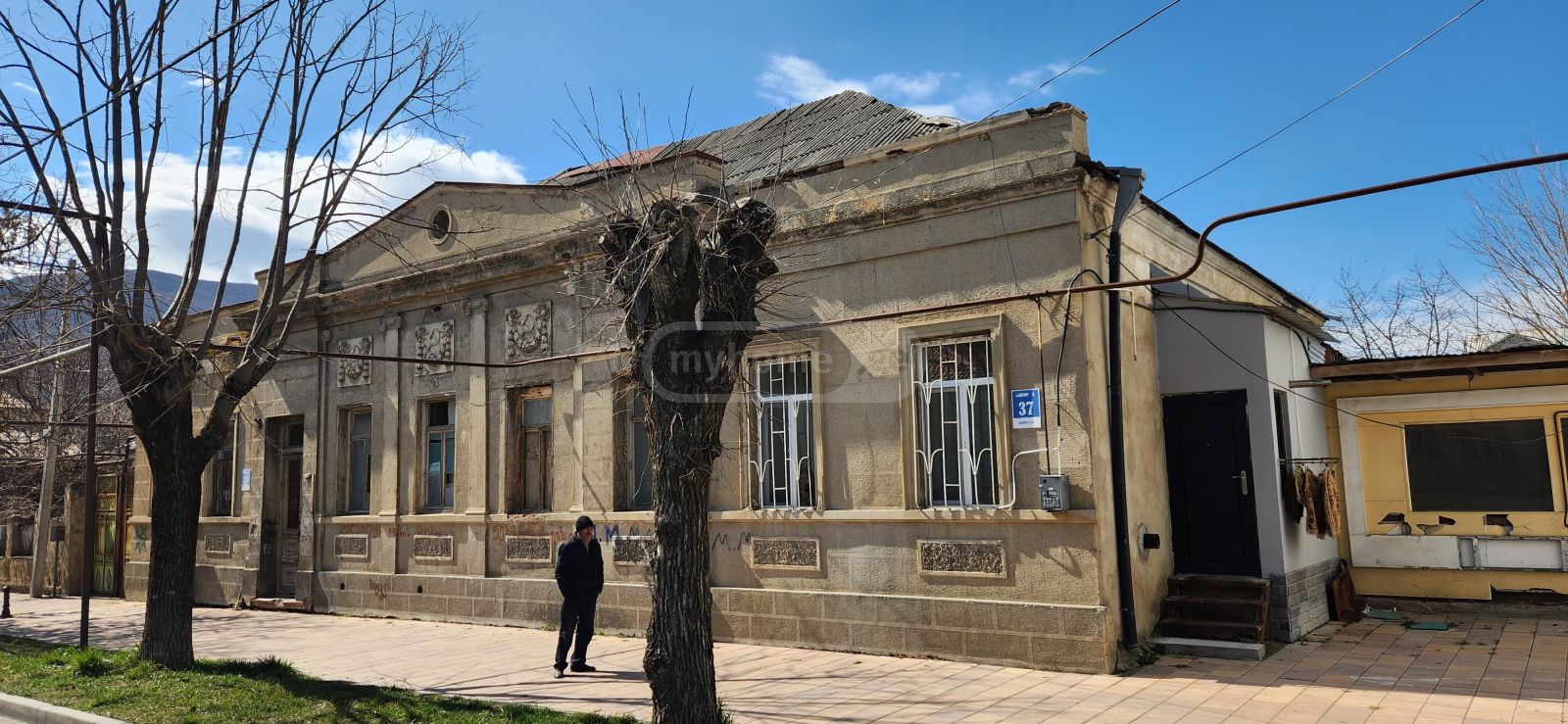 Universal Commercial Area For Sale In Gori view 1