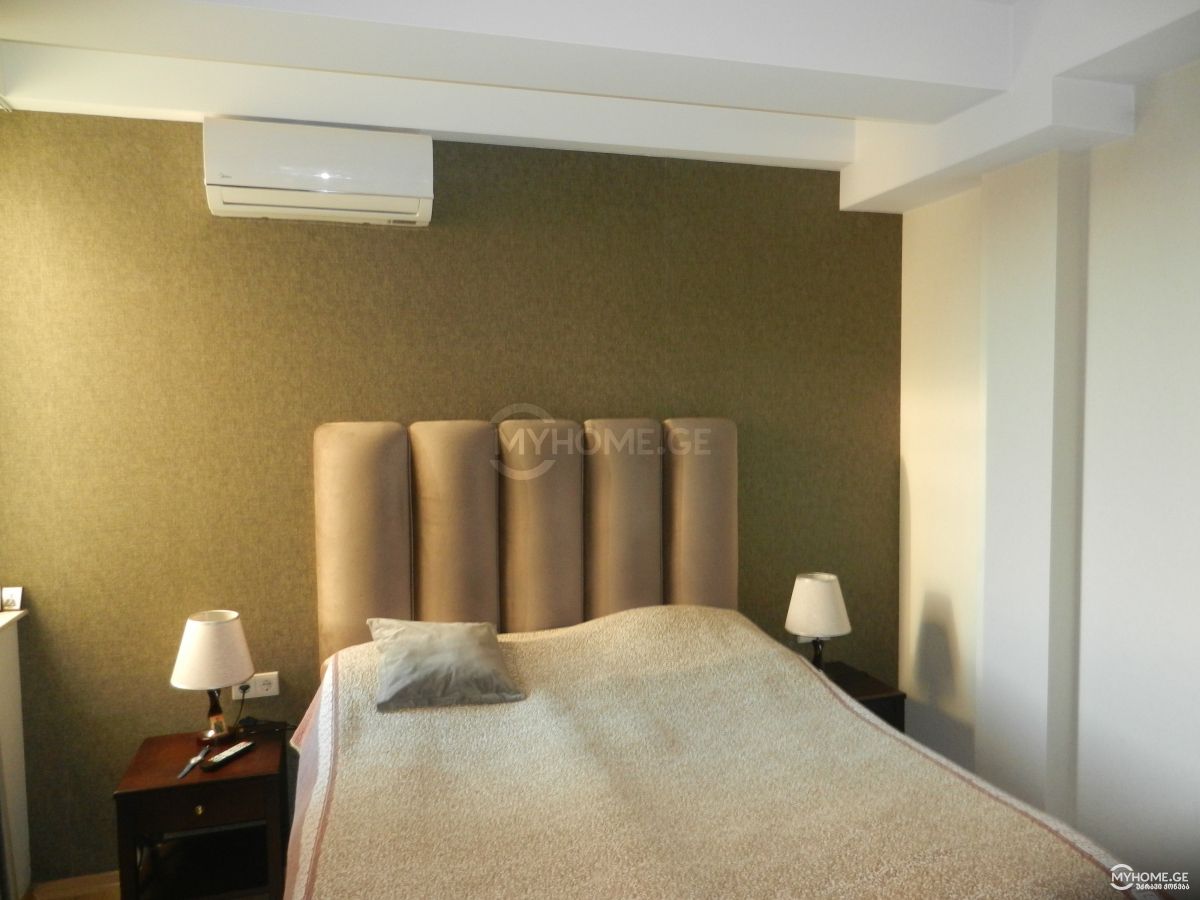 5 Room Hotel For Sale view 4