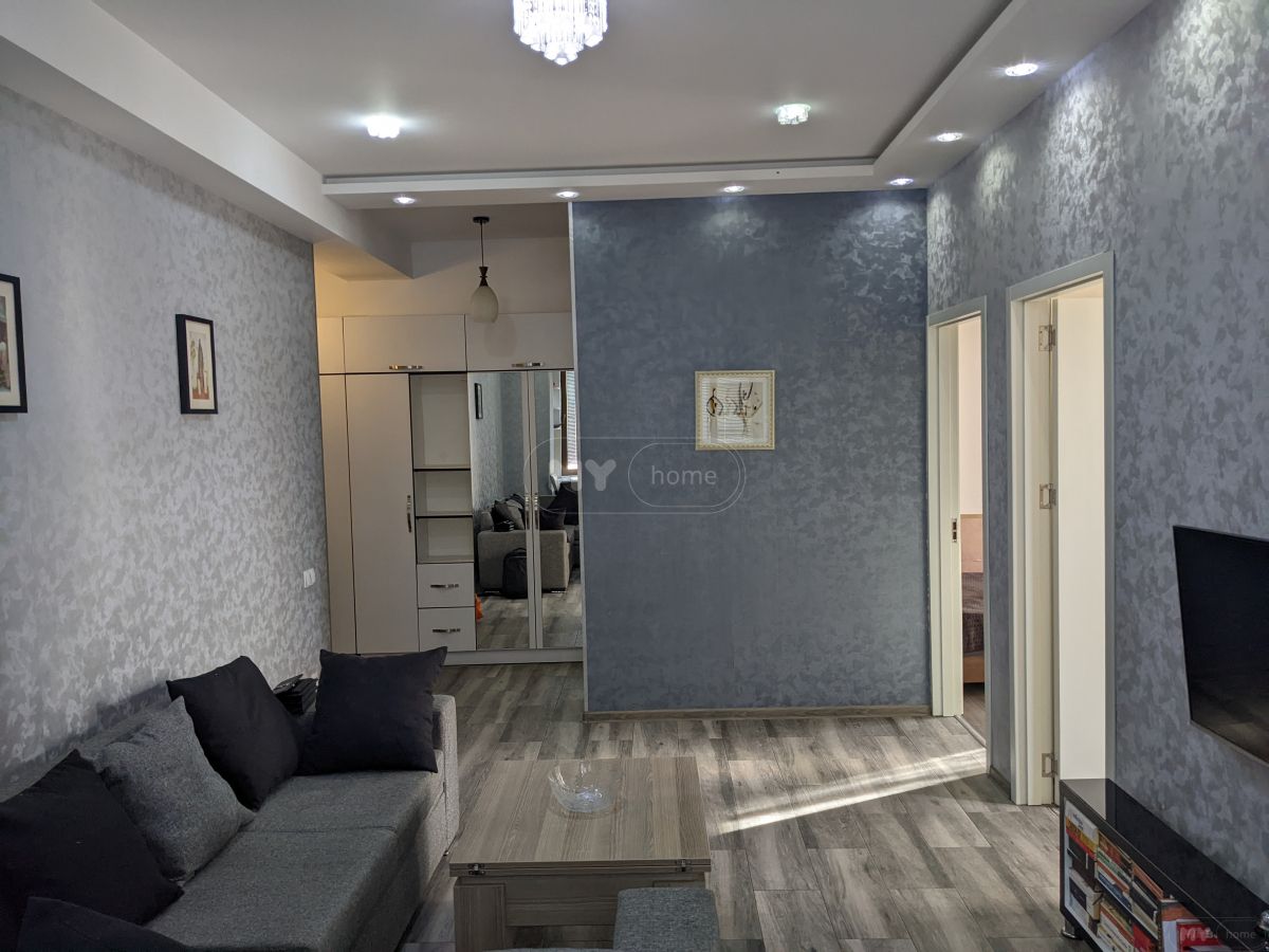 3 Room Apartment For Rent view 2