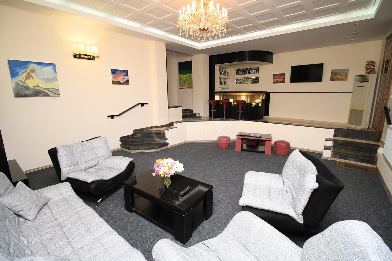 For Sale 10+ Room Sastumro Sololakshi view 5