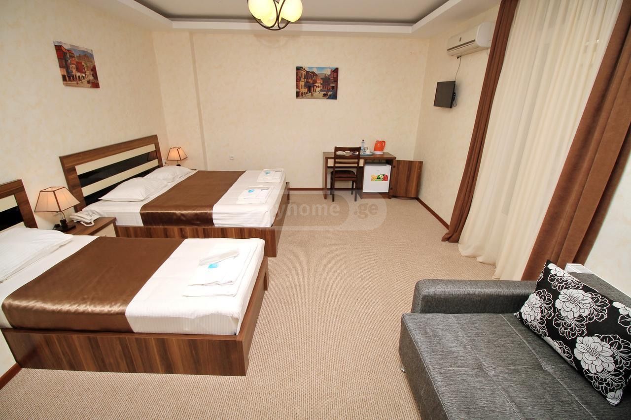 For Sale 10+ Room Sastumro Sololakshi view 11
