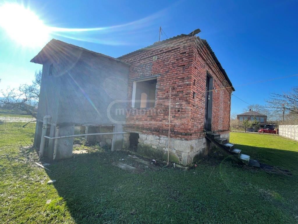 For Sale 3 Room Private House Samtrediashi view 2