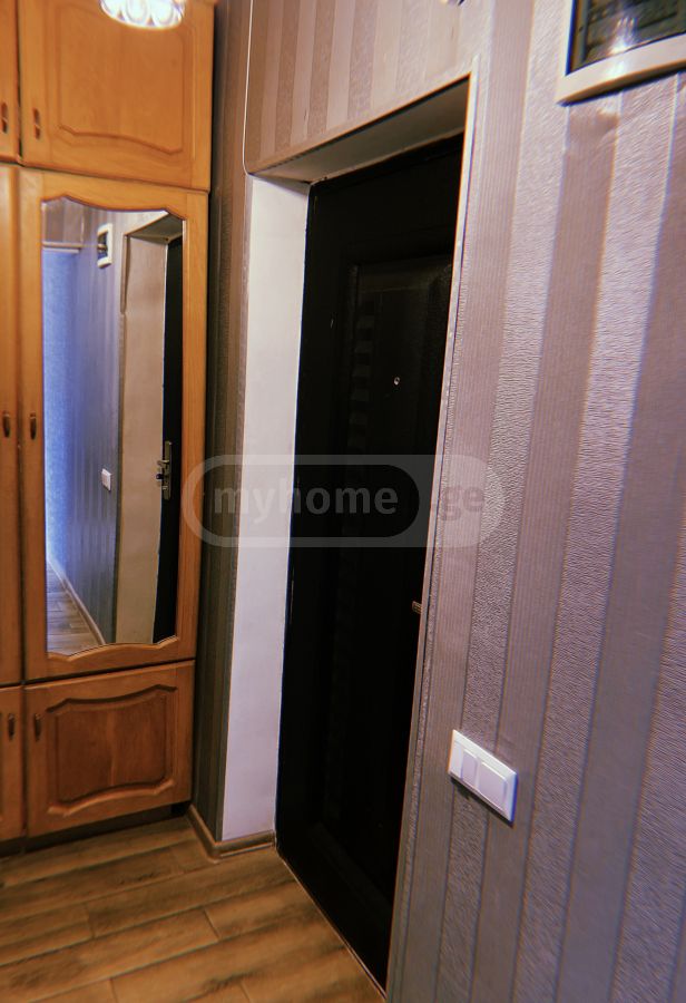 Daily Rent 2 Room Apartment Kutaisshi view 3