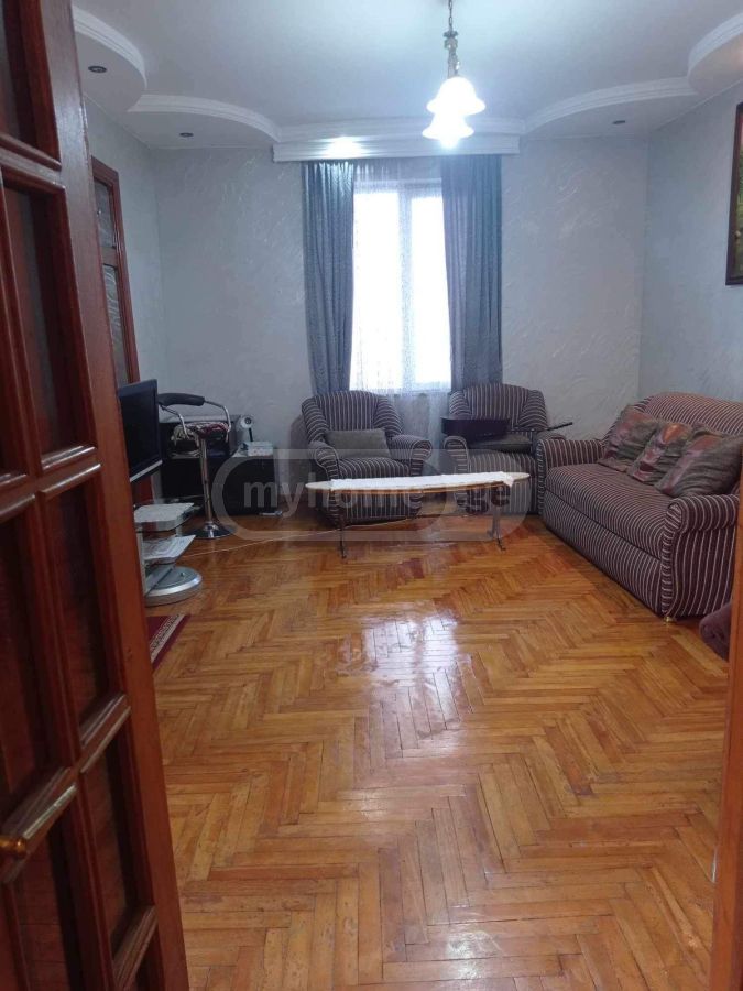 For Sale 9 Room Private House view 8