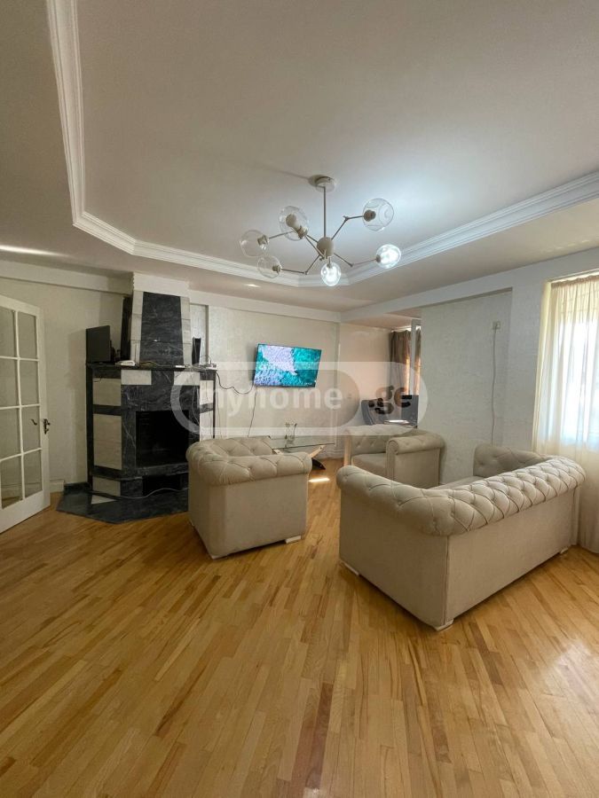 For Sale 3 Room Apartment view 2