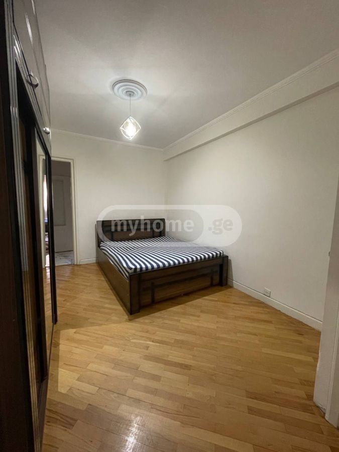 For Sale 3 Room Apartment view 6