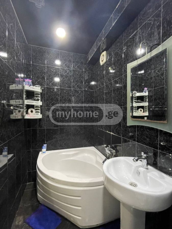 For Sale 3 Room Apartment view 9