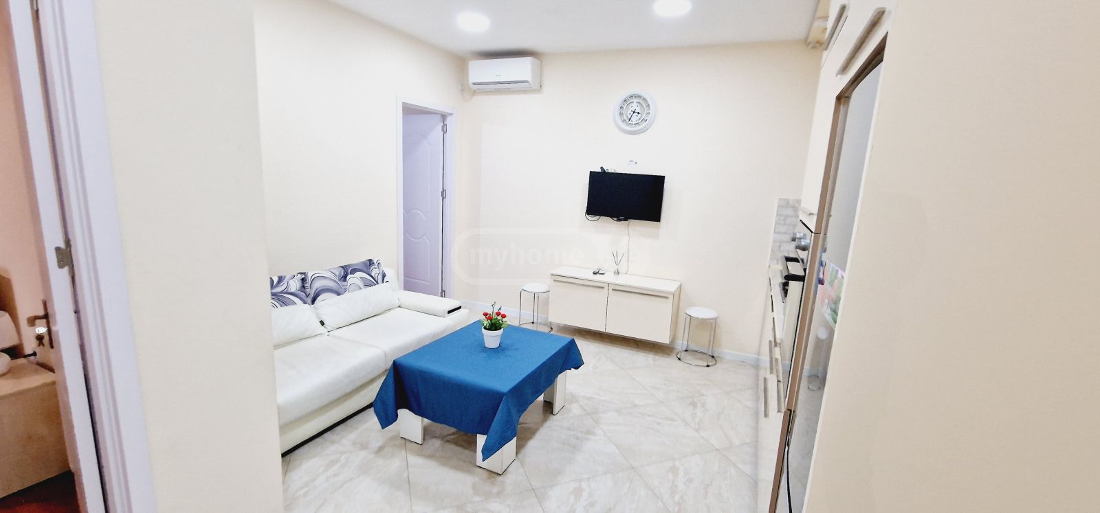 For Rent 3 Room Apartment Kutaisshi view 4
