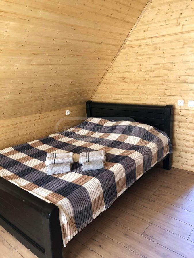 4 Room Private House Daily Rent In Lilo view 10