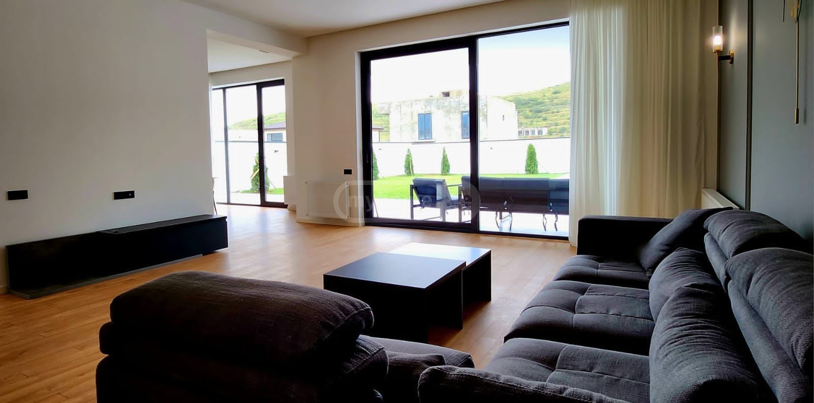 For Sale 6 Room Private House view 3