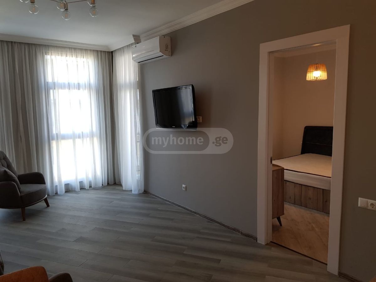 For Rent 2 Room Apartment view 2