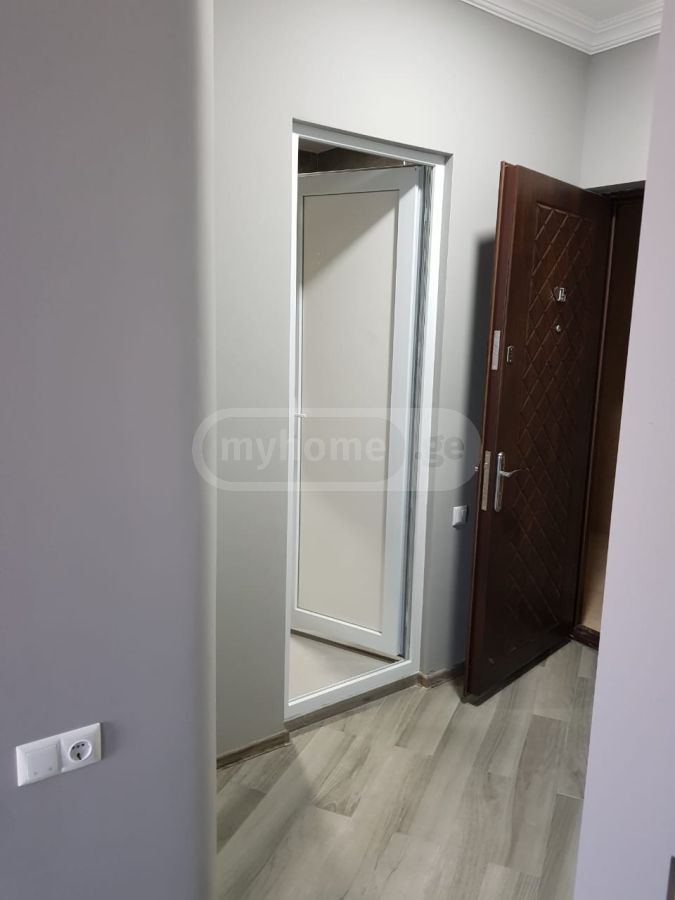 For Rent 2 Room Apartment view 3