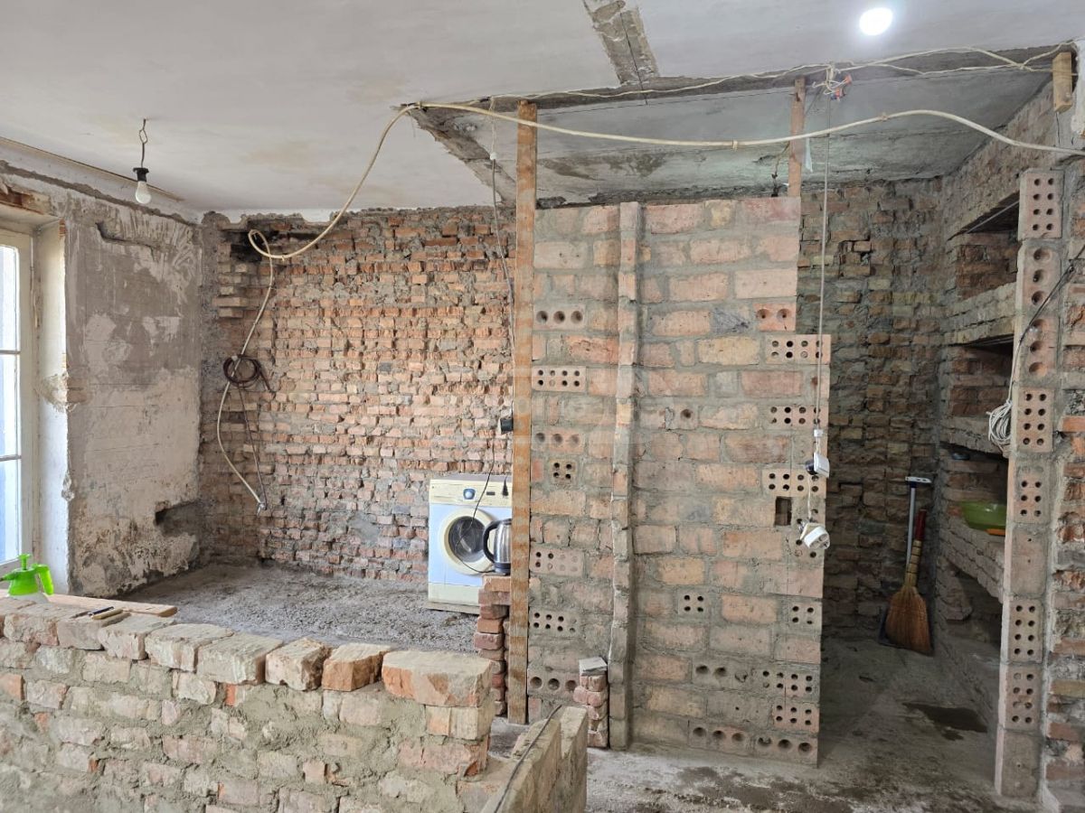 2 Room Apartment For Sale view 10