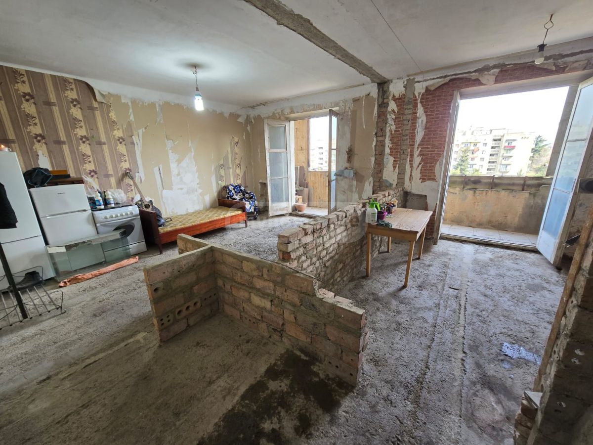 2 Room Apartment For Sale view 5