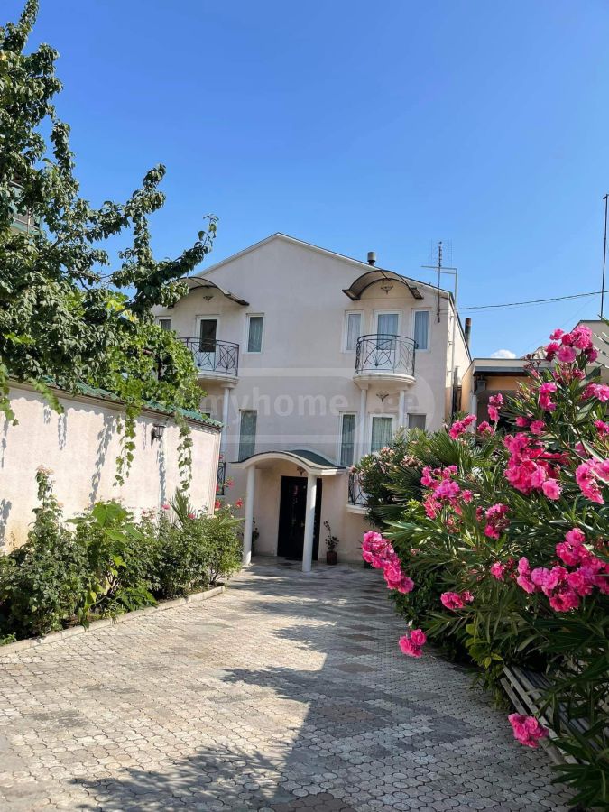 Daily Rent 8 Room Private House Nadzaladevshi, 4 of 12