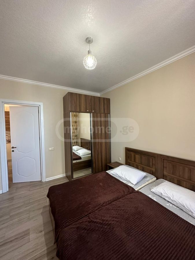 3 Room Flat For Rent. Batumi view 16