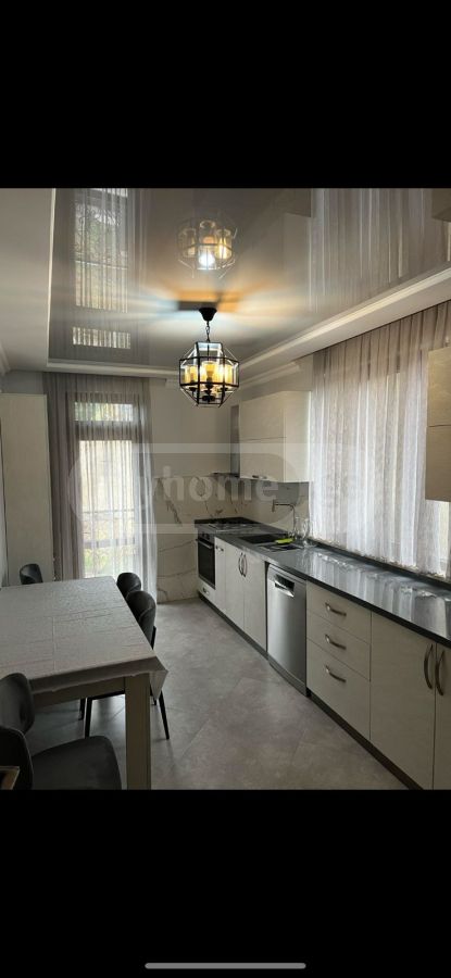 8 Room Private House For Rent In Makhinjauri, In Batumi view 12
