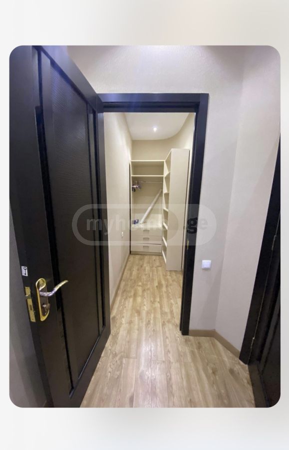 2 Room Apartment For Rent view 5