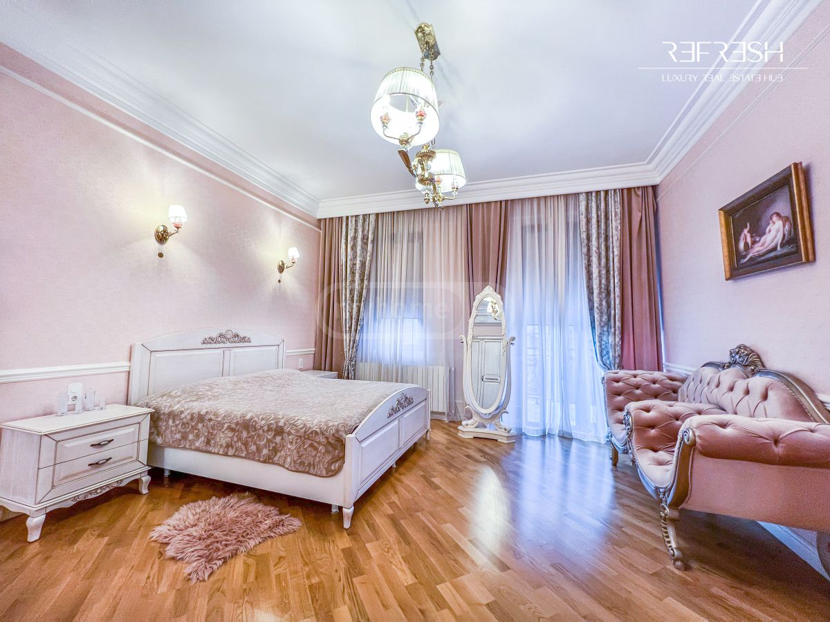 10+ Room Private House For Sale In Ortachala view 12