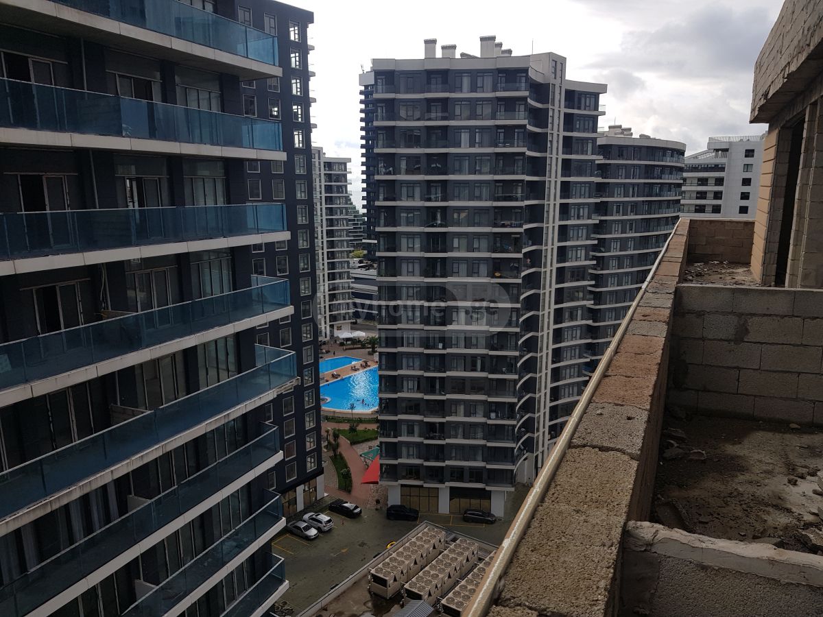 For Sale 3 Room Apartment view 2