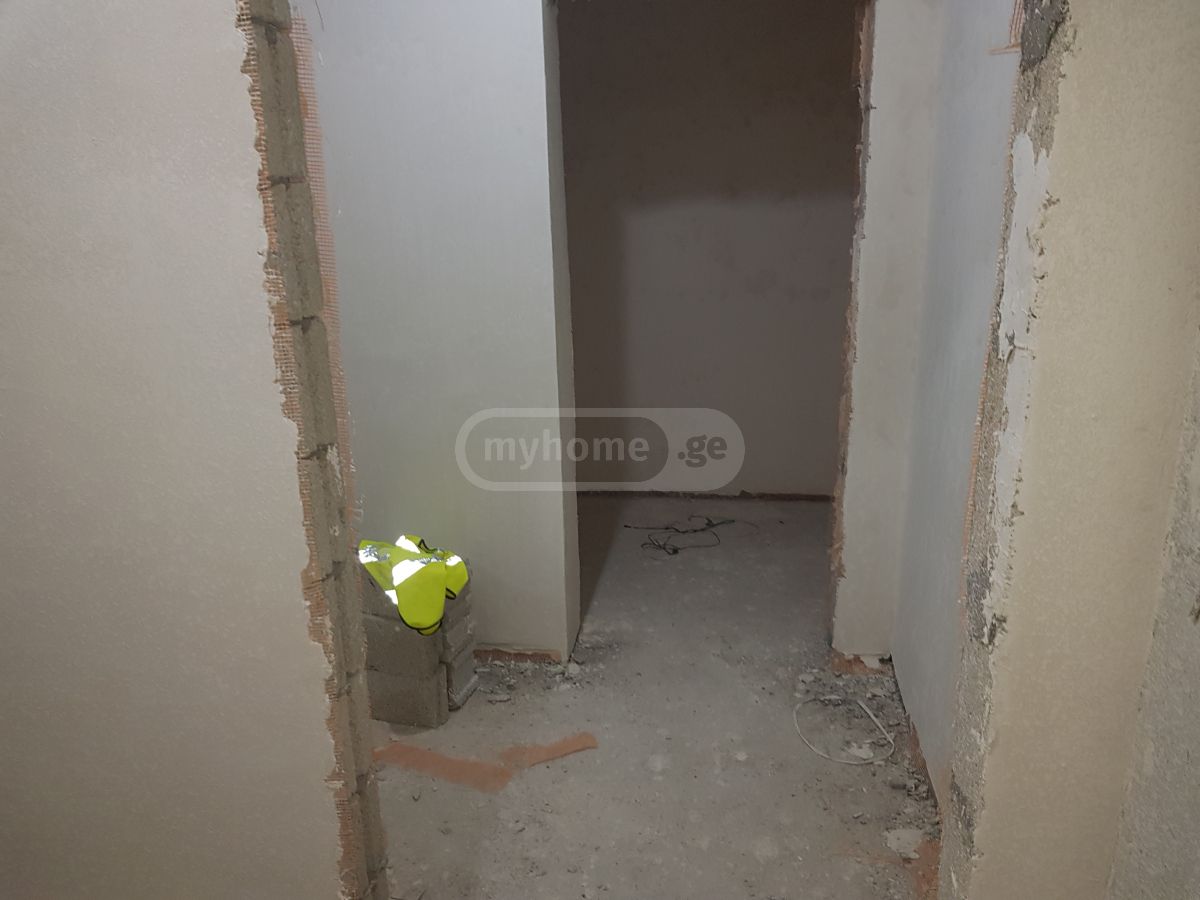 For Sale 3 Room Apartment view 5