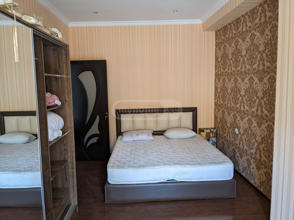 4 Room Apartment For Rent In Ortachala view 5