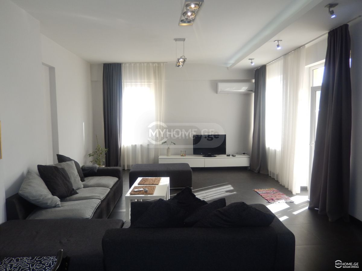 4 Room Apartment For Rent In Saburtalo view 1