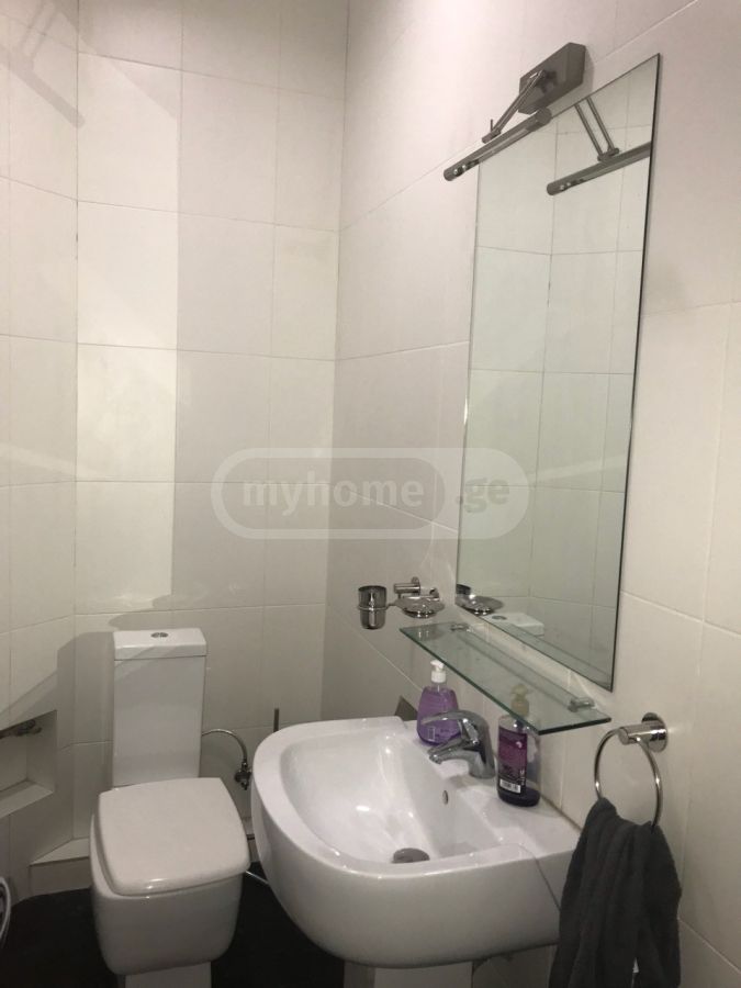 4 Room Apartment For Rent In Saburtalo view 4