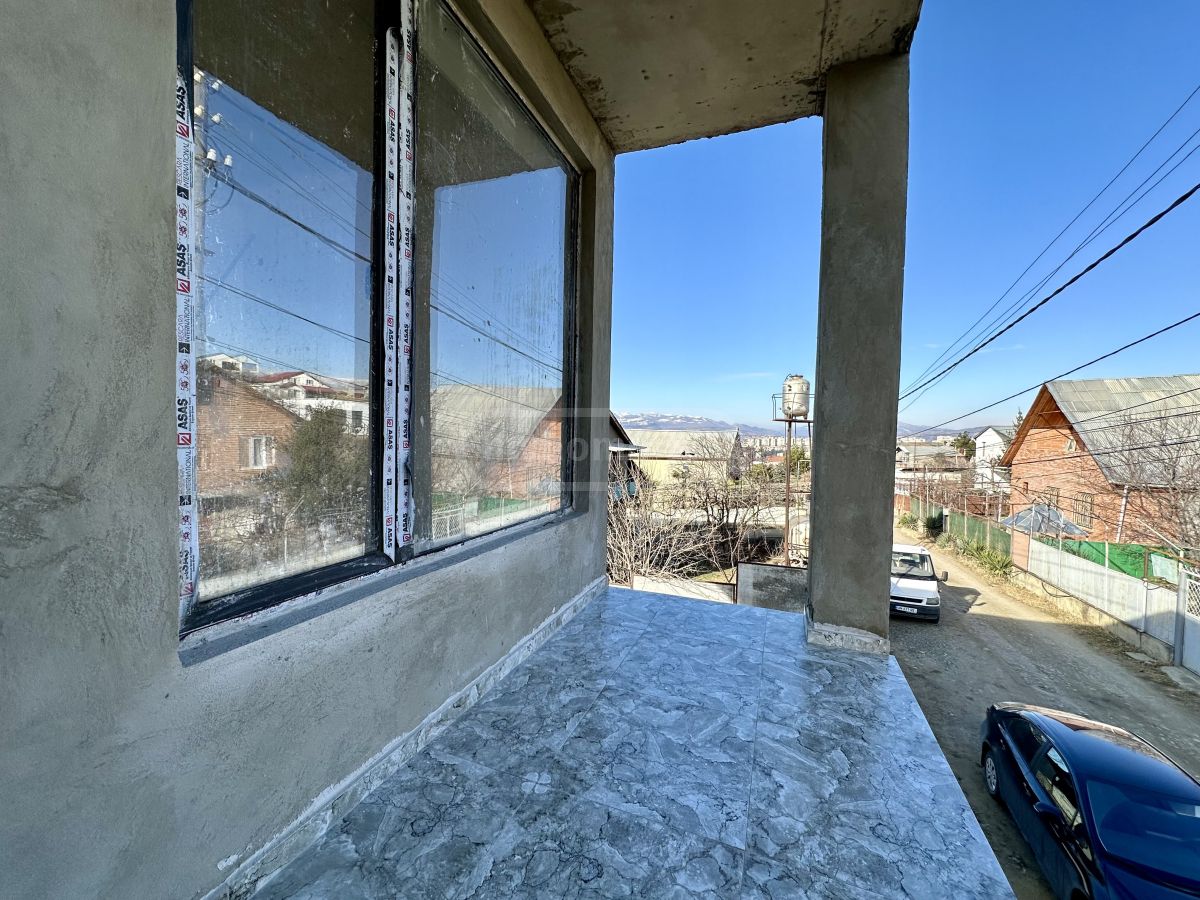 5 Room Private House For Sale view 5