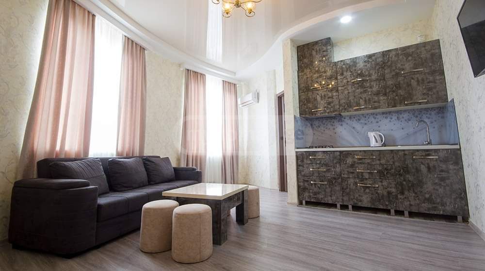 Daily Rent 7 Room Apartment Nadzaladevshi, 1 of 7