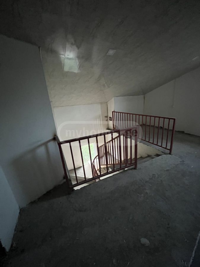 9 Room Country House For Sale view 5