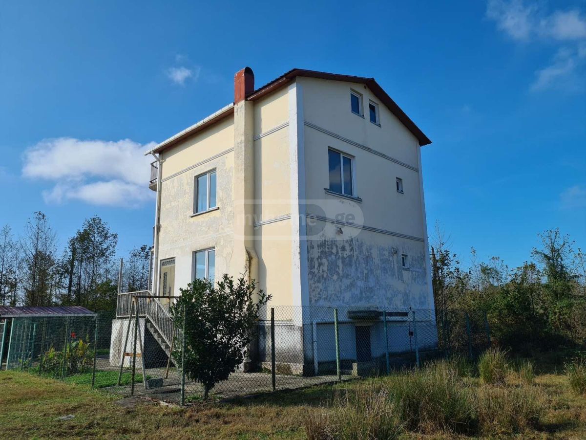 9 Room Country House For Sale view 6