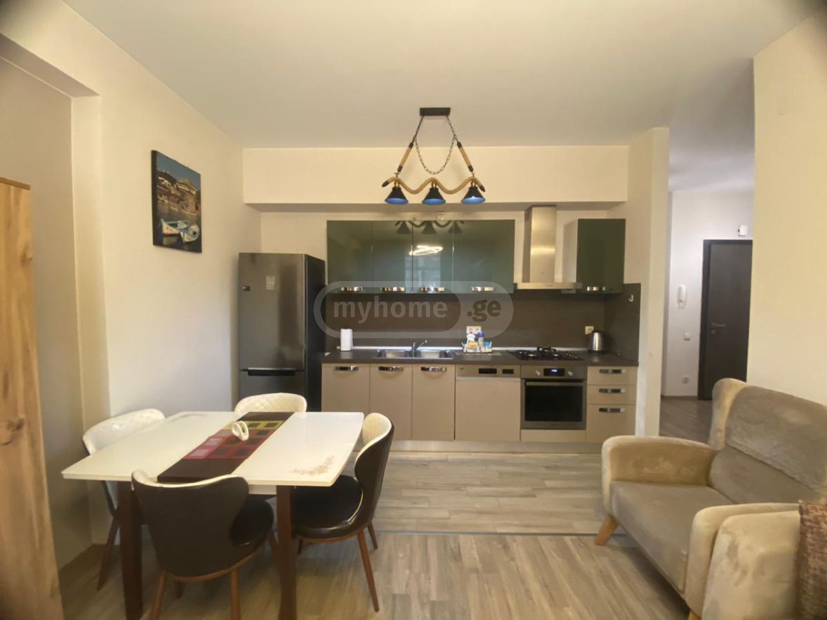 2 Room Apartment Daily Rent In Saburtalo view 4