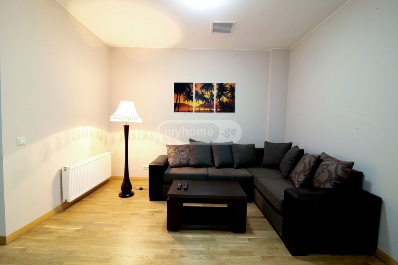 2 Room Apartment Daily Rent In Mtatsminda view 1