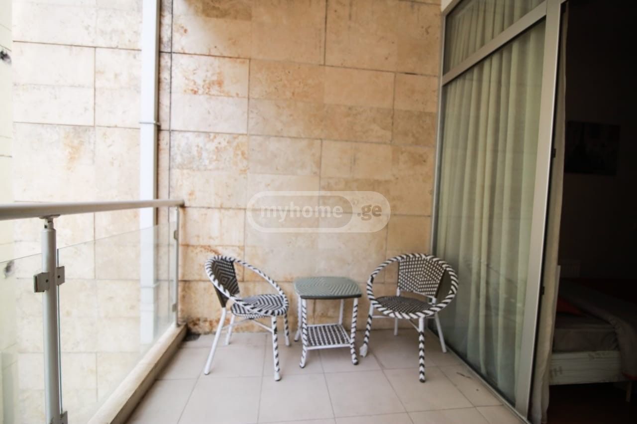 2 Room Apartment Daily Rent In Mtatsminda view 5