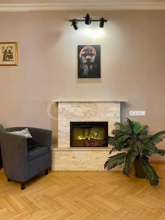 5 Room Private House Daily Rent In Saburtalo view 2