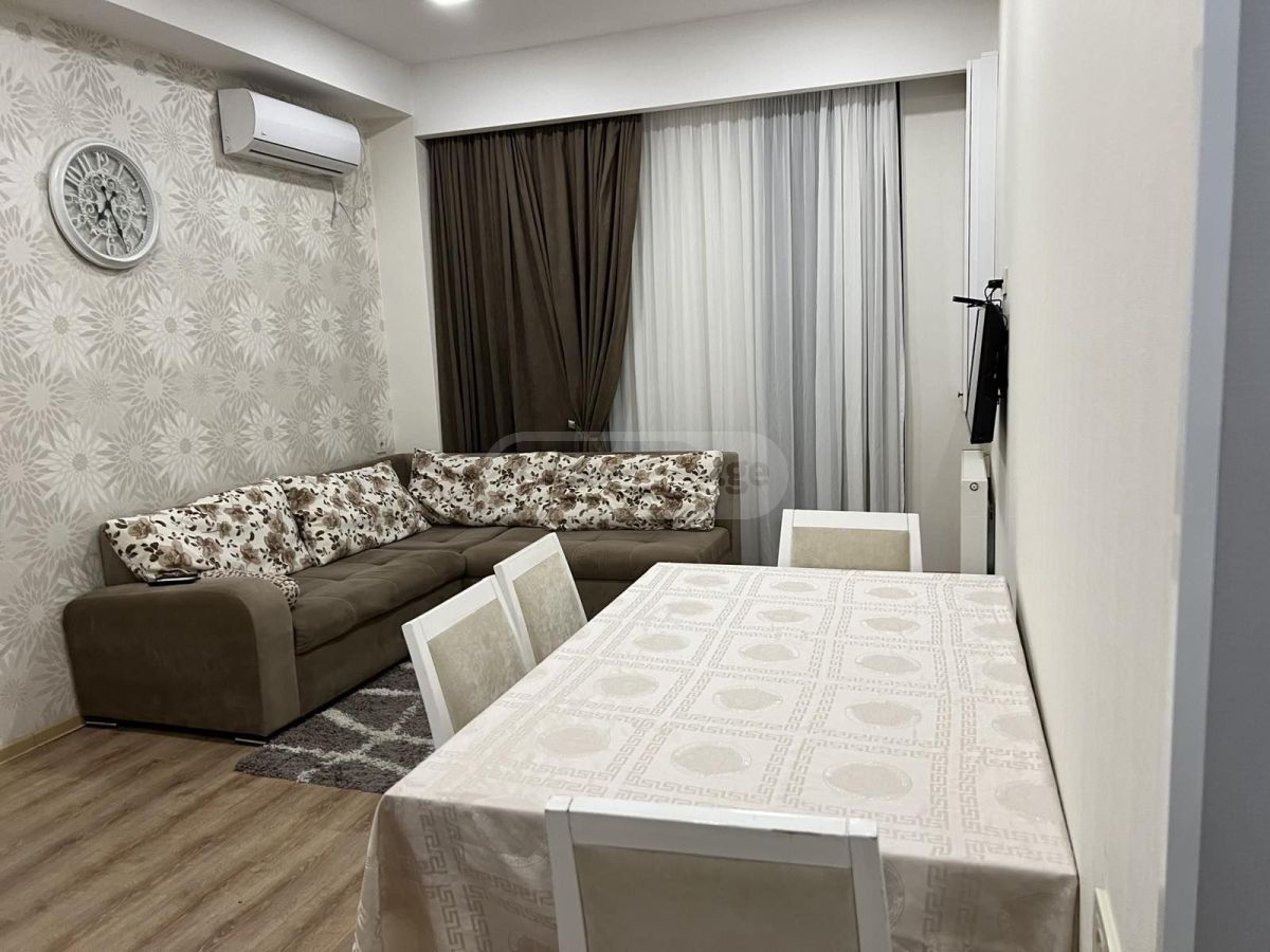 3 Room Apartment For Rent view 10
