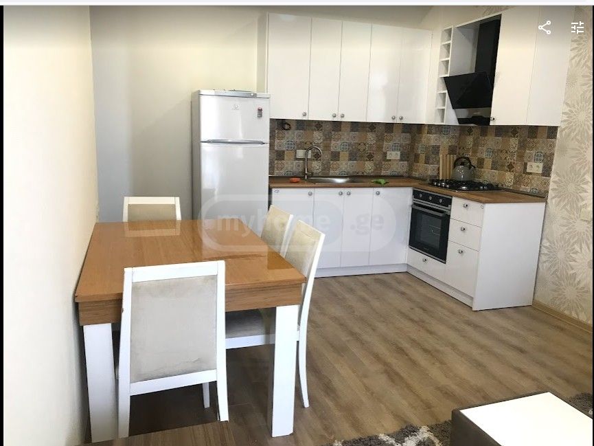 3 Room Apartment For Rent view 3