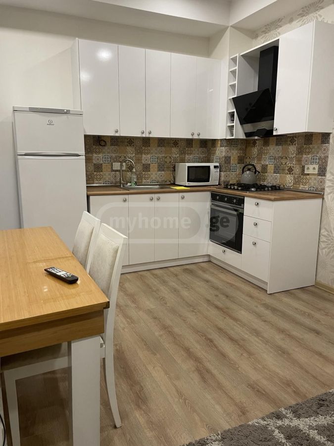 3 Room Apartment For Rent view 6