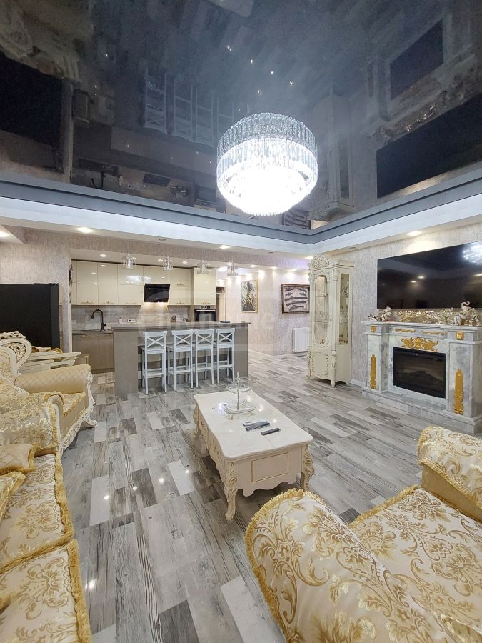3 Room Apartment For Sale view 2
