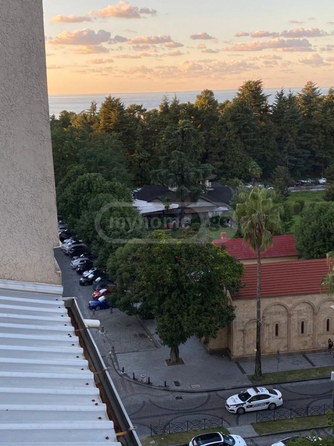 ქირავდება 2-ოთახი ბინა view 2