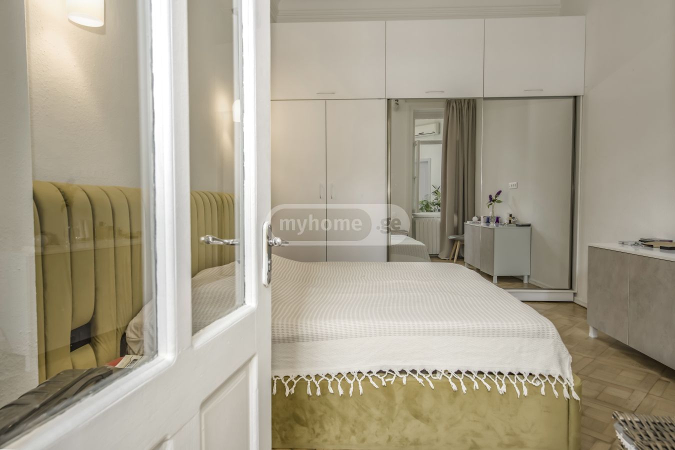 For Rent 2 Room Apartment Chughuretshi view 8