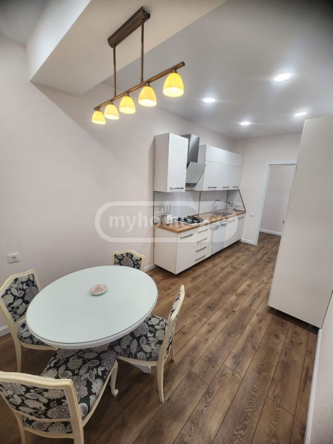 For Rent 4 Room Apartment Sololakshi view 8