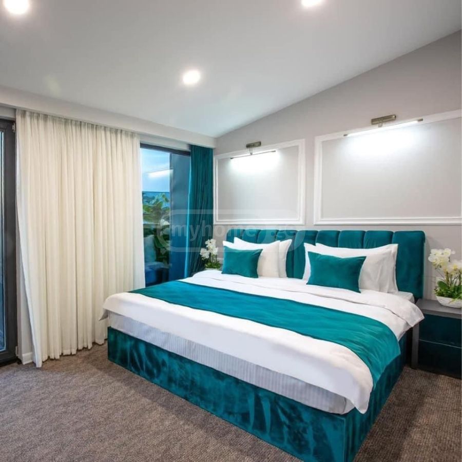 For Sale 10+ Room Sastumro Chughuretshi view 11